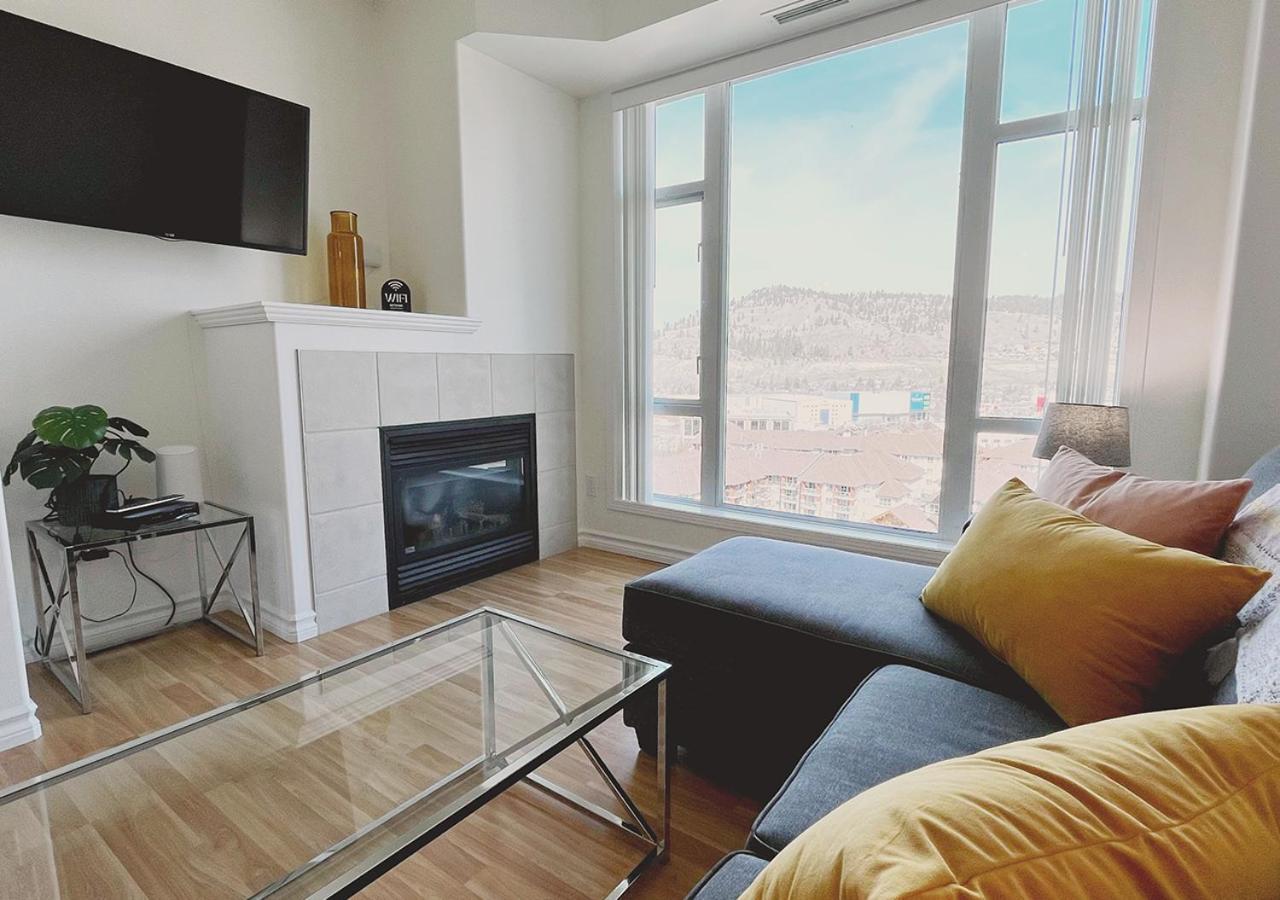 Downtown Waterfront Kelowna Oasis Newly Renovated 2Bed 2Bath Appartement Buitenkant foto