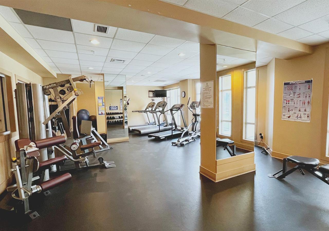 Downtown Waterfront Kelowna Oasis Newly Renovated 2Bed 2Bath Appartement Buitenkant foto