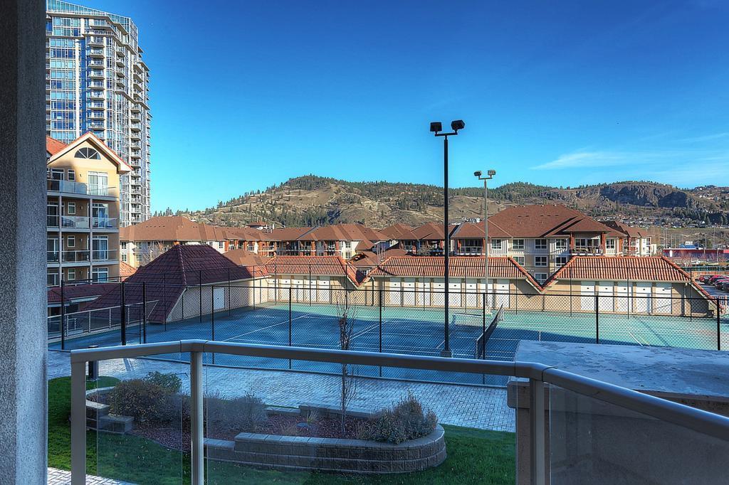 Downtown Waterfront Kelowna Oasis Newly Renovated 2Bed 2Bath Appartement Buitenkant foto